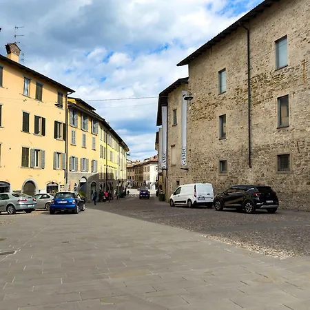 Lejlighed Bed&art - Immobili E Soluzioni Rent Bergamo